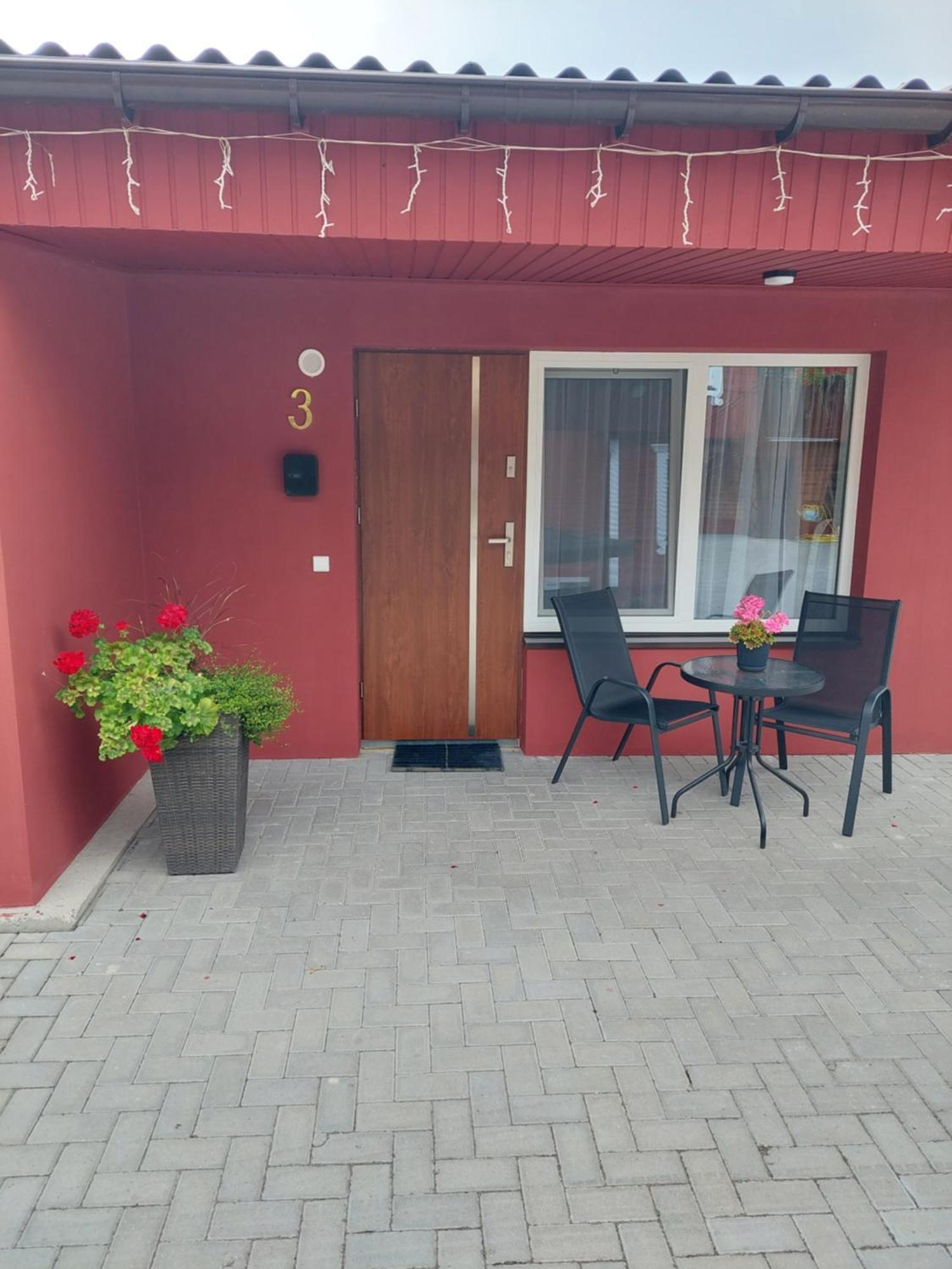 Lapiu Ola Apartman Utena Kültér fotó