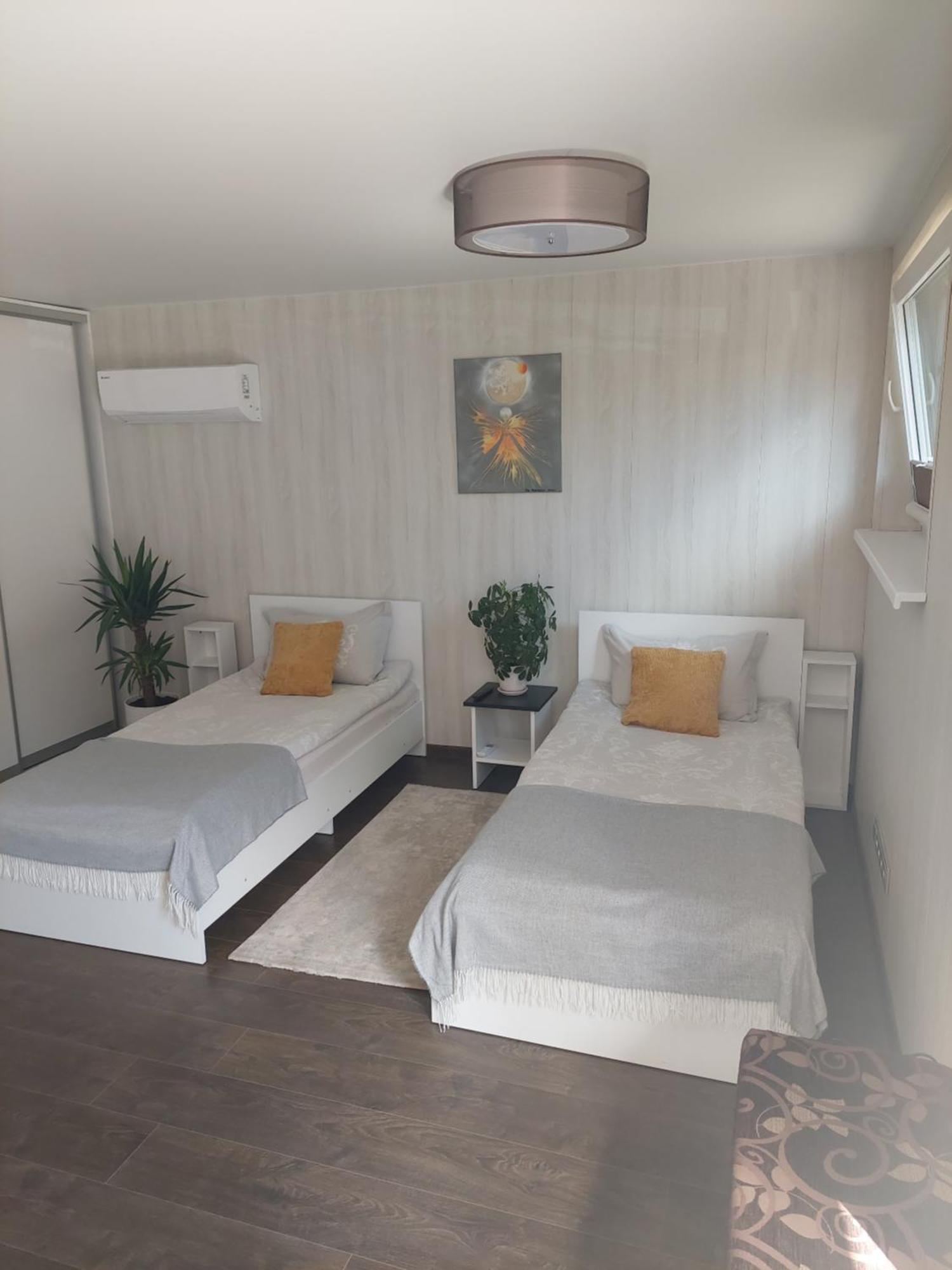 Lapiu Ola Apartman Utena Szoba fotó
